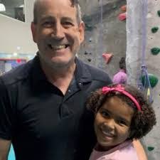 Mary Rist's Instagram, Twitter & Facebook