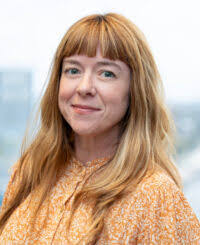 Suzanne Mcgowan's Instagram, Twitter & Facebook