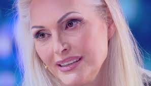 Anna Oxa: ultime notizie, chi è, età, biografia