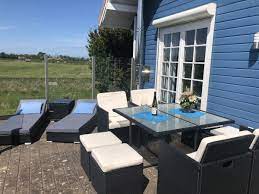 It is perfectly suited for up to 6+2 persons in 3 comfortable bedrooms, of which two with double beds and one with twin beds. Holiday House Luxury Holiday Home Traum In Blau Schonhagen Company Luxus Meerferien Mr Hans Joachim Schreiner