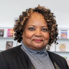 Long-time Everett resident Erica Dias is the Associate Vice President of  Campus Operations at Everett Community College. She oversees the teams that  keep campus running and is working