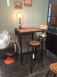 how to select a tall kitchen table that