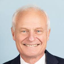 Frank Canning's Instagram, Twitter & Facebook