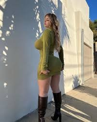 Modelo Rusa Onlyfans - ColorMusic