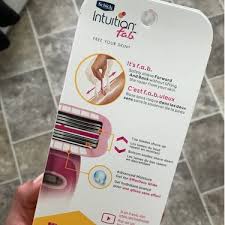 In this video i show you a review for the schick razor, this razor says no shaving gel needed and according to the commercial. Schick Intuition F A B Womens Razor With Unique Two Way Directional Blades Reviews In Hair Removal Chickadvisor