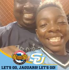 How to troubleshoot Starfield game crashes and save space issues?