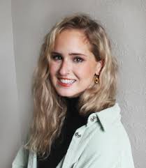 Anna Spangler's Instagram, Twitter & Facebook