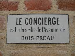 Et alors, une fois de plus, „la guerre, dans toutes les vies, donna son coup de sabre. Quand Le Gardien D Immeuble Devient Gardien De La Paix Contrepoints