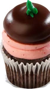 Gigi S Cupcakes Chocolate Covered Strawberry Cupcake Flavors Cupcake Cakes Yummy Cupcakes