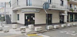 Banche ed istituti di credito e risparmio v. Rivazzurra Banca Malatestiana