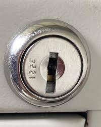 File cabinet lock, 1750s312 supplied keyed random with 2 working keys per lock. Hon 167e Replacement Key 101e 225e Lock Series Easykeys Com