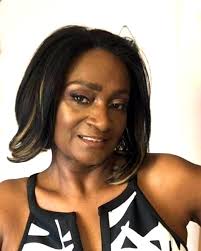 Paula Howden's Instagram, Twitter & Facebook