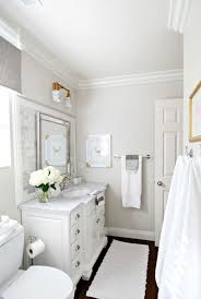 A Neutral Palette For The Washroom Wall Color Pale Oak By Benjamin Moore Bathroom Paint Colors Childrens Bathroom Pale Oak Benjamin Moore