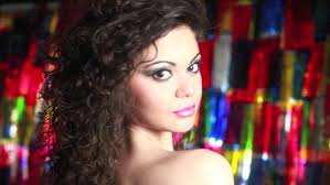 Deborah Mauro's Instagram, Twitter & Facebook