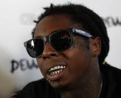 Search, discover and share your favorite lil wayne teeth gifs. Woah Lil Wayne Has A Full Mouth Grill Going On There Um Ouch Up In Your Capital