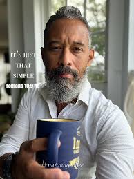 If we declare in our hearts that Jesus is Lord, we will be saved. Romans  10:9 ❤️ 💙 💜