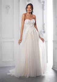 From short wedding dresses to dramatic ball gowns, we promise your dhgate wedding gown will be the most spectacular dress you have ever worn. Wedding Dresses Bridal Gowns Since 1953 Morilee
