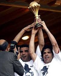 يواجه منتخب تونس خطر الحرمان من المشاركة في كأس الأمم الأفريقية 2017 بعدما رفض الاتحاد التونسي لكرة القدم الاعتذار عن التصريحات التي يتهم فيها الاتحاد الأفريقي لكرة القدم بالغش والانحياز. Ù…Ù†ØªØ®Ø¨ ØªÙˆÙ†Ø³ Ù„ÙƒØ±Ø© Ø§Ù„Ù‚Ø¯Ù… ÙˆÙŠÙƒÙŠØ¨ÙŠØ¯ÙŠØ§