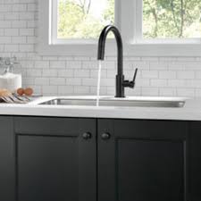 Rather than having to turn on the faucet manually when your hands are full. Delta 9159 Bl Dst Trinsic Single Handle Pull Down Kitchen Faucet Matte Black