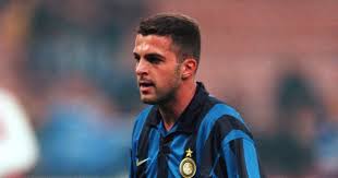 Questa mattina a manfredonia le esequie per franco mancini. Ze Elias Ronaldo Told Mancini Keep Quiet I Ll Give You My Autograph After Planet Football