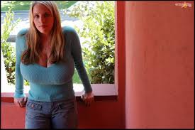 Captivating Maggie Cooper nude sights