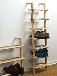 Modern und gleichzeitig zeitlos schön sind beispielsweise schlafzimmerschränke in hochglanzweiß. Schuhregal Hoch Schmal Selber Machen Ideen Bauen Aus Schuhregal Schuhregal Diy Schuhregal Holz