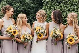 These handmade finds include sunflower wedding invitations (and save the dates), bouquets, centerpiece ideas, wedding arch decorations, favors, and so much more! 15 Sunflower Wedding Bouquets