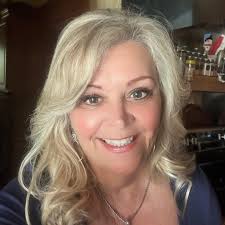 What are the weird packages in driveways in St Cloud?