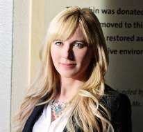 Ashley Hlebinsky Receives Grits Gresham Award from POMA and NSSFMia  Anstine-- Encouraging everyone to get outside, hunt, fish, shoot, and savor  all life has to offer.