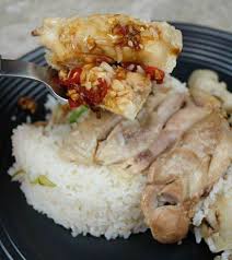 Cara memasak nasi kebuli ini memang sedikit aneh karena menggunakan kaldu kambing yang dicampur dengan susu kambing dan masih juga ditambah dengan minyak samin. Resepi Kicap Nasi Ayam Pekat