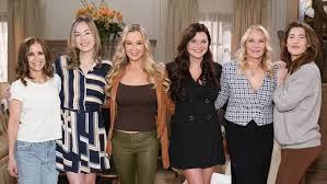 I don't see what Brooke did was throwing Hope under the bus i see it as her  way of helping Hope to realize what she was doing with carter would get her