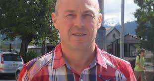 Patrick Gaillard aux côtés de Benoît Poelvoorde pour le sprint final