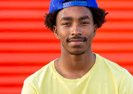 Elijah Henderson's Instagram, Twitter & Facebook