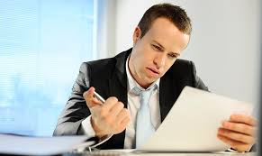 Schimbarea de la neplatitor de tva la platitor de tva este posibila oricand pe parcursul anului fiscal, dar schimbarea de la platitor de tva la neplatitor de tva poate fi facuta doar daca in anul precedent cifra de afaceri nu a fost mai mare de 65.000 eur, iar acest prag nu a fost depasit nici pentru anul in. Ce DeclaraÅ£ii Trebuie SÄ DepunÄ Un Srl NeplÄtitor De Tva Attosoft Ro Software Erp Bi Crm Sfa Wms Solutii Pda