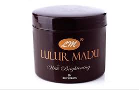 Scrub badan dapat menghilangkan sel kulit mati. 10 Lulur Pemutih Badan Paling Recommended Updated 2021 Bukareview