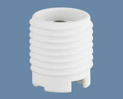 Circle f porcelain lamp holder medium light socket 60 leads 660w 250v nos. Patriot Lighting Porcelain Threaded Socket Standard Base At Menards