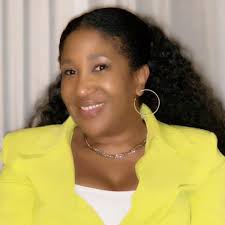 Jeanine Mclean's Instagram, Twitter & Facebook