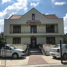 Spitalul clinic judeţean de urgenţă oradea reprezintă unitatea sanitară cea mai complexă a judeţului bihor, asigurând asistenţa medicală de specialitate a peste 221 000 locuitori din municipiul oradea, respectiv a peste 617 000 locuitori ai judeţului pentru unele specialităţi, îndeplinind totodată şi funcţia. Spitalul Clinic JudeÅ£ean De UrgenÅ£Ä Sibiu Home Facebook