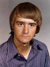 Obituary of Les Kneeland