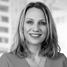 Amanda Palovcsik's Instagram, Twitter & Facebook