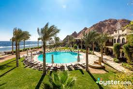 Cancún is a city in southeast mexico on the northeast coast of the yucatán peninsula in the mexican state of quintana roo. Dahab Paradise Review What To Really Expect If You Stay