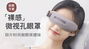 摄影师Dan Giannopoulos发现并记录了300 多个废弃的一次性手套__凤凰网