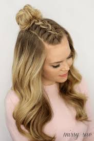 18 Easy And Chic Ways To Style Medium Length Hair The Singapore Women S Weekly