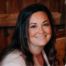 Tammi Donovan's Instagram, Twitter & Facebook