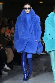 2019 New York Fashion Week Milan Fashion Week 2019 Versace Versace Versace Plus More Best Looks From Milan Fashion Fashion Week London Fashion Week