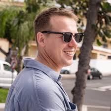 Alan Milner's Instagram, Twitter & Facebook