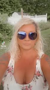 Tammy Butcher's Instagram, Twitter & Facebook