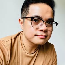 Take a breath and enjoy the quiet before starting your study session today!  🌿☀️ #fgcu