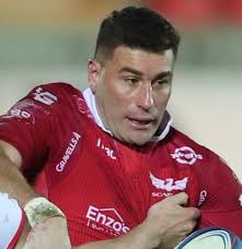 Ian McKinley back at 10 for Benetton : Planet Rugby