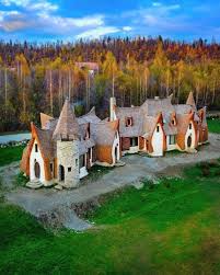 Avem 1 stiri despre valea zanelor sibiu. Castelul Zanelor De La Sibiu Chiar O Poveste MagicÄƒ Coltisor De Romania